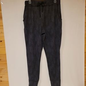 X by Gottex athletic black print pants